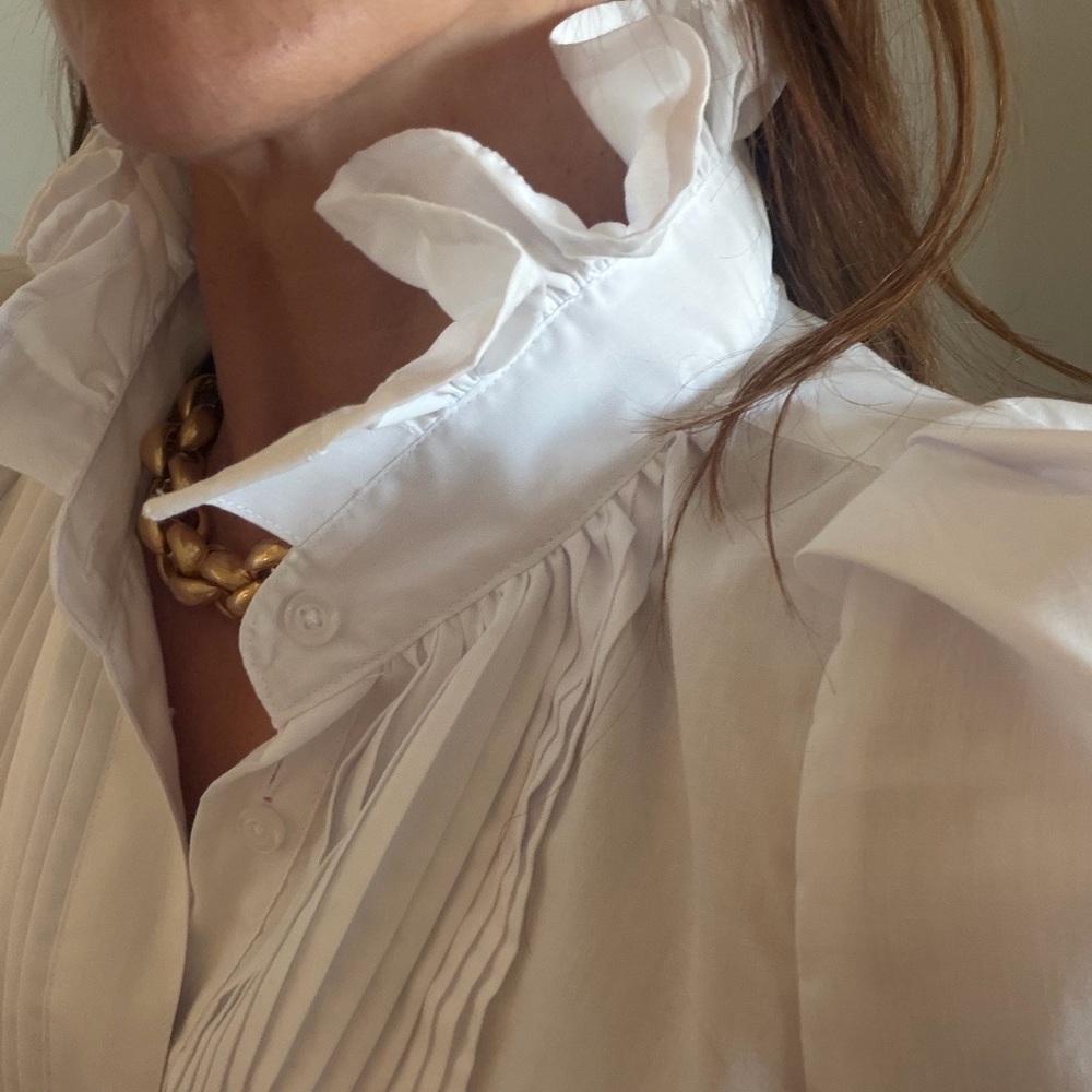"BONTINA" tuxedo. Women's White Ruffled Collar Pleated Button-Front Shirt